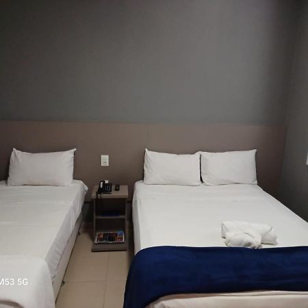 Ribs Hotel 皮乌米 外观 照片
