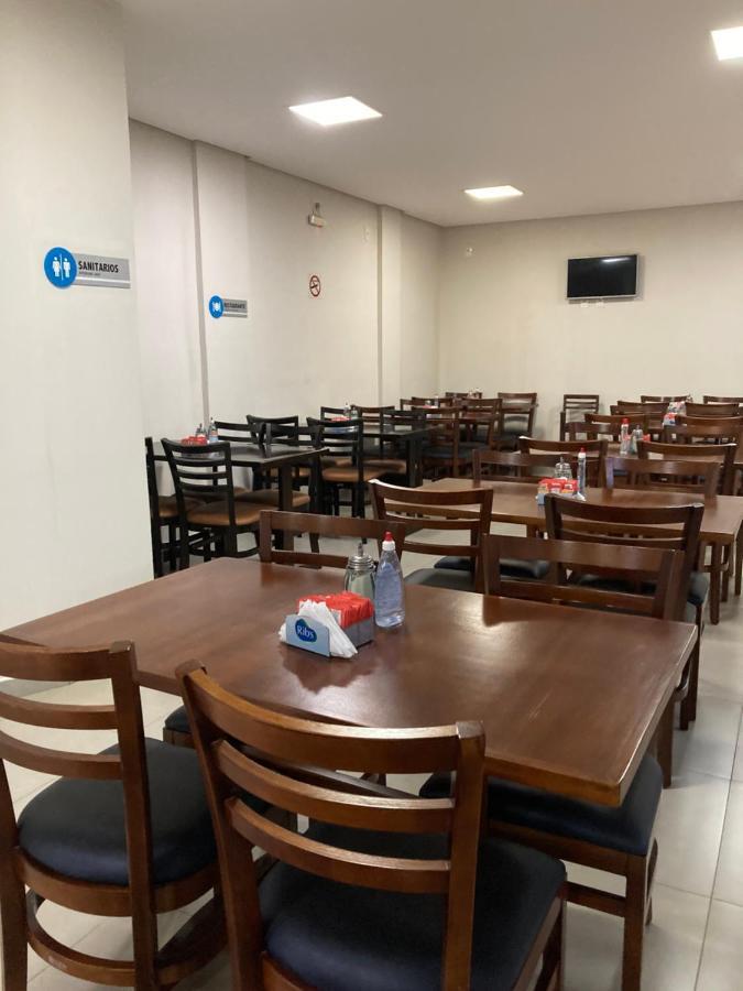 Ribs Hotel 皮乌米 外观 照片